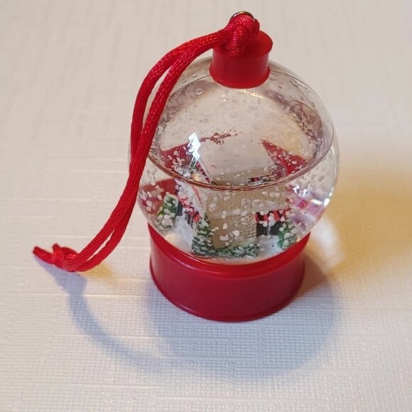 2015 Tim Hortons Snow Globe Ornament Store - Picture 3 of 6